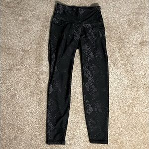 Small compression Old Navy leggings